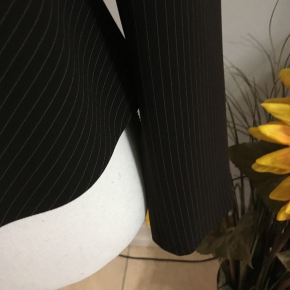 Tahari A.S.L., Black pinstripe, Blazer - Picture 4 of 9